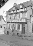 Maison, 12 rue du Château (Auray)