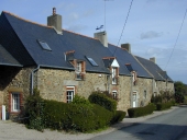 Alignement de maisons, la Ruais (Pleurtuit)