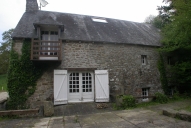 Moulin à farine dit moulin aux moines, actuellement maison (Cohiniac)