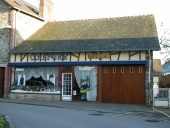 Halle au beurre, 10 place de l'Eglise (Melesse)