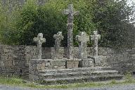Ensemble de 5 croix (Ploubezre)