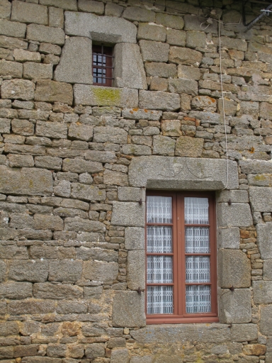 Alignement de 4 maisons, La Bourdinais (Bazouges-la-Pérouse)