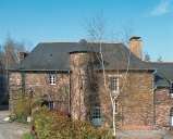 Manoir, puis ferme, actuellement maison, dite Le Herme, 26 rue de l'Eglise (Saint-Thurial)