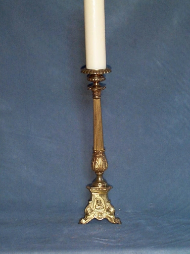 Ensemble 2 de 8 chandeliers d'autel