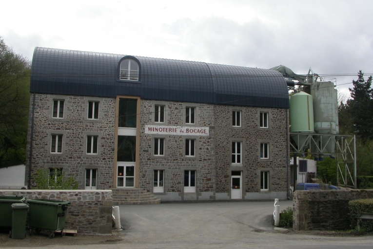 Moulin à farine, puis minoterie du Bocage (Binic fusionnée en Binic-Etables-sur-Mer en 2016)