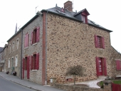 Maison, 11 rue de Bretagne (Le Pertre)