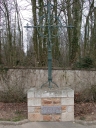 Croix de chemin, rue du Parc (Le Pertre)