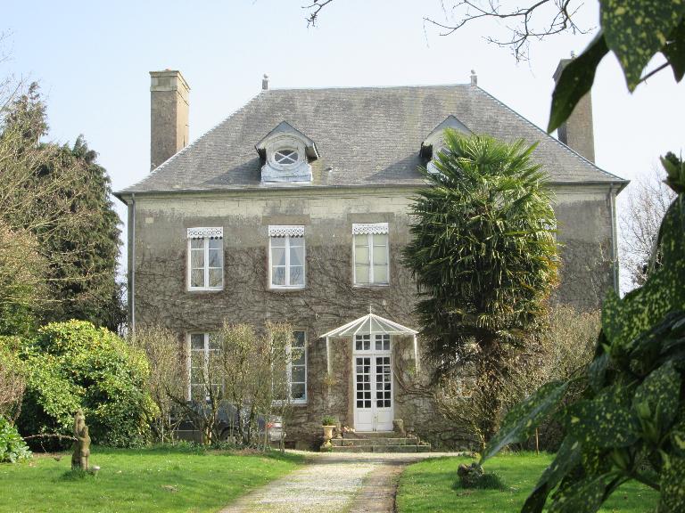 Demeure, La Garenne (Lécousse)