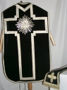 Ornement noir 4 : chasuble, étole