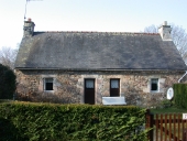 Maison du chapelain de la chapelle Saint-Meen, 7 rue de la Chapelle Saint-Meen (Saint-Quay-Perros)