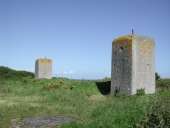 Station radar Mammut Fumo 52 Caesar et abri, Cap Fréhel (Plévenon)