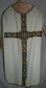 Ornement blanc 1 : chasuble, bourse de corporal, étole, voile de calice
