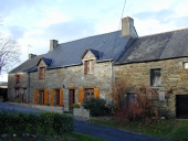 Alignement de logis, Trohinat (Sixt-sur-Aff)