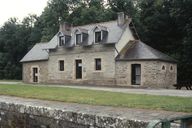 Maison éclusière de Pont Triffen, aujourd'hui Maison du Canal de Nantes à Brest (Cléden-Poher)
