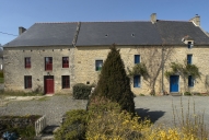 Ensemble de maisons en alignement, les Portes (Tréfumel)