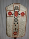 Ornement blanc 1 : chasuble, étole, manipule, bourse de corporal et voile de calice