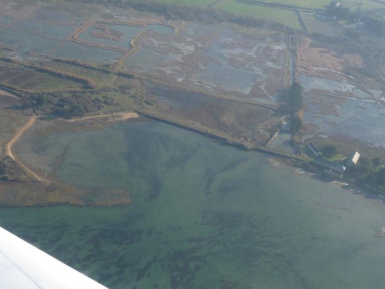 Moulin à marée du Ludré, puis minoterie, puis exploitation ostréicole, puis usine de traitement du varech (Saint-Armel)