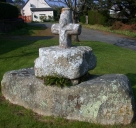 Croix de chemin, place Saint-Adrien, Keriec (Trélévern)