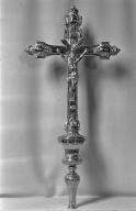 Croix de procession, église paroissiale Notre-Dame du Roncier (Rostrenen)