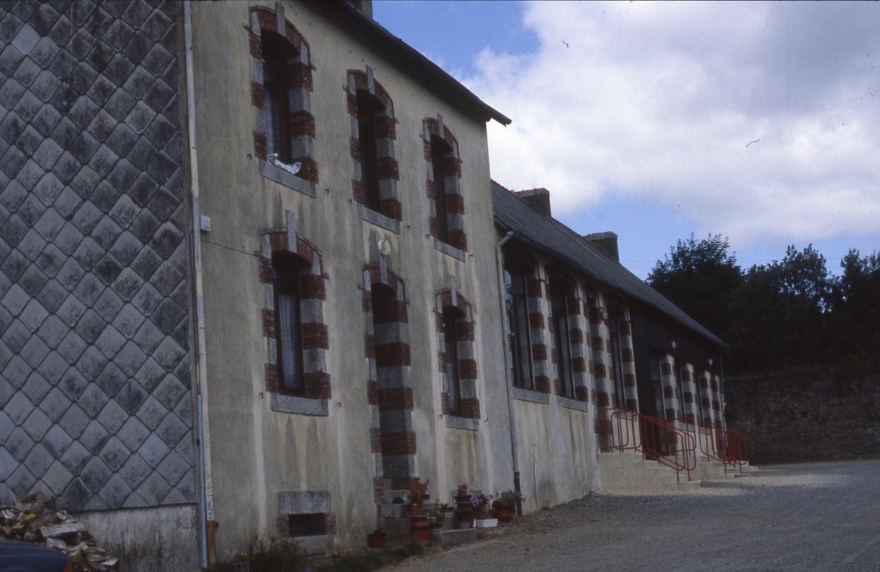 Les maisons et fermes sur la commune de Saint-Servais