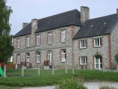 École primaire Sainte-Thérèse, 5 rue du Août 1944 (Saint-Caradec)