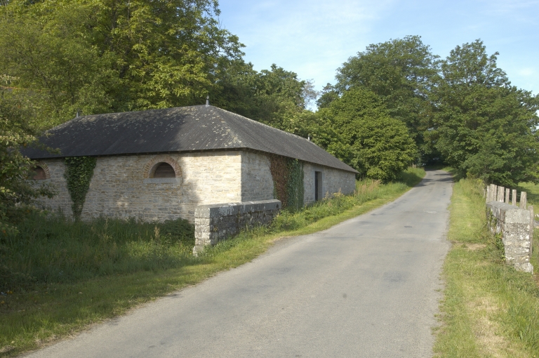 Lavoir, le Pissot (Saint-Jean-sur-Couesnon fusionnée en Rives-du-Couesnon en 2019)