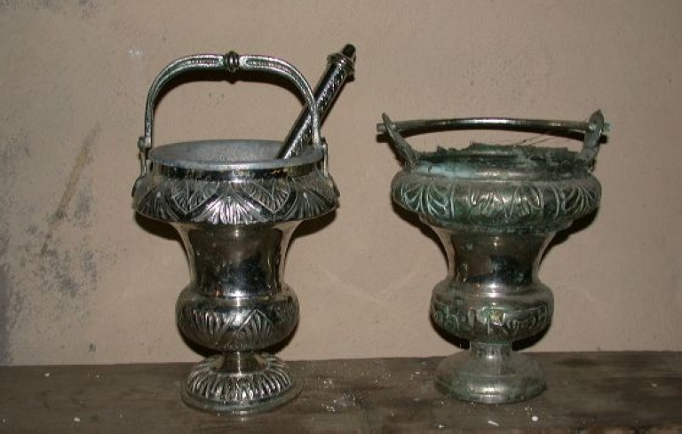 Seau à eau bénite 1