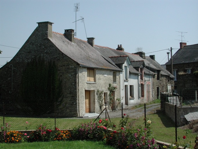 Alignement de maisons, Musson (Langon)