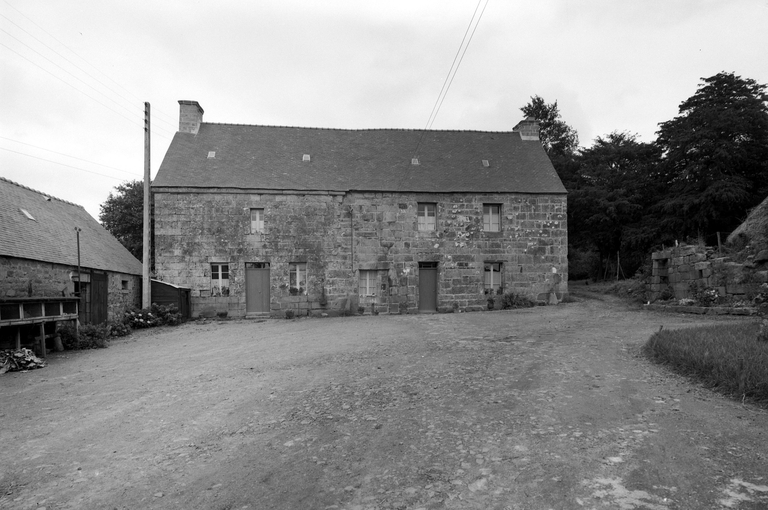 Manoir, Kerivoal (Duault)