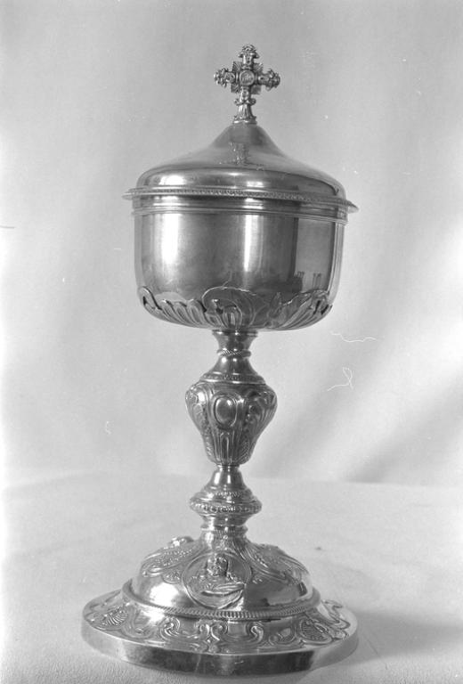 Ciboire 1, église Saint-Hervé (Caro)