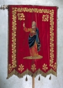 Bannière de procession 3 : saint Pierre, Christ en croix