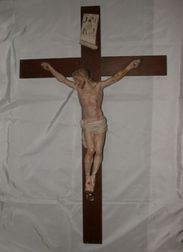 Croix : Christ en croix