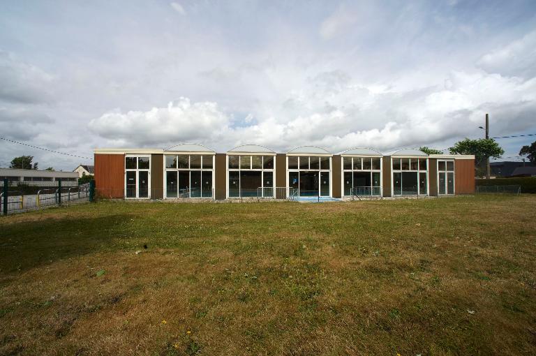 Piscine, 5 rue du Champ de foire (Guer)