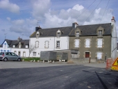 Ensemble de deux maisons, 8, 10, 12 ruelle des Champs (Etel)