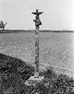 Croix de chemin, Kerlaouéret (Lanhouarneau)