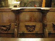 Cathédrale Saint-Tugdual : stalle 11