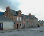 Maison, rue de la Fontaine (Lieuron)