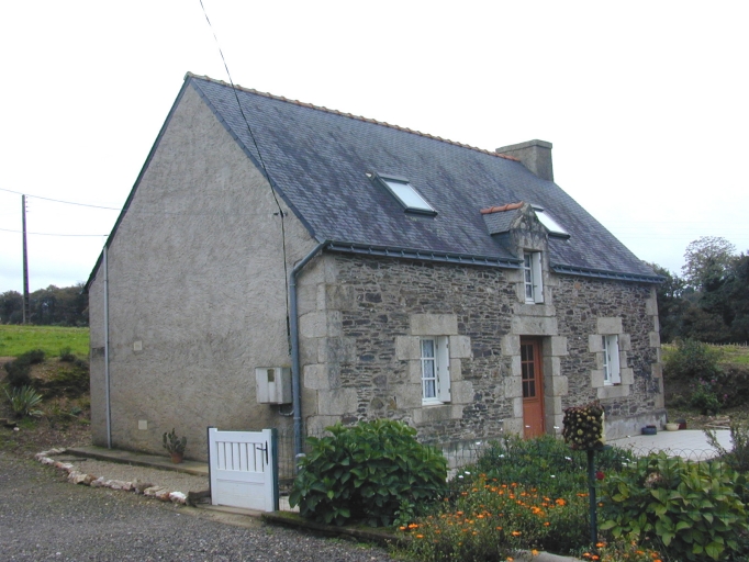 Maison, Kerbesquer (Pluméliau fusionnée en Pluméliau-Bieuzy en 2019)