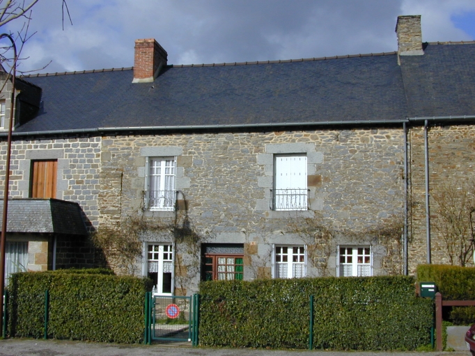 Maison, rue Tony Le Montréer (Meillac)