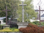 Croix monumentale dite Les trois croix, rue Anatole Le Braz (Loudéac)