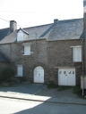Maisons, 14 rue du Bourg (Pleugueneuc)