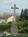 Croix de chemin, la Haie (La Mézière)