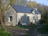 Moulin à farine des Noëls, actuellement maison, les Noëls (Vildé-Guingalan)