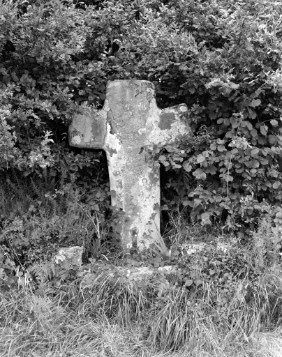 Croix Monumentale, Kergroaz (Saint-Gilles-Pligeaux)