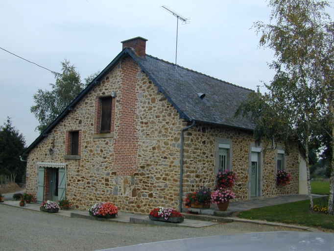 Ferme, la Mare (Brielles)