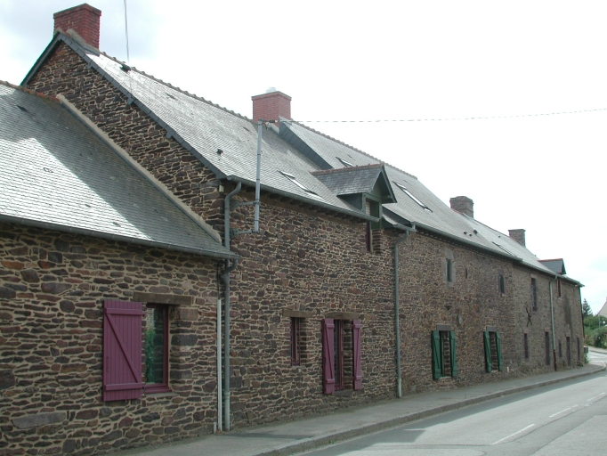 Alignement de maisons, 11 rue de Saint-Péran (Talensac)