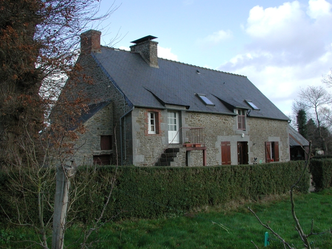 Ferme, actuellement maison, la Houssais (Saint-Pierre-de-Plesguen fusionnée en Mesnil-Roc'h en 2019)