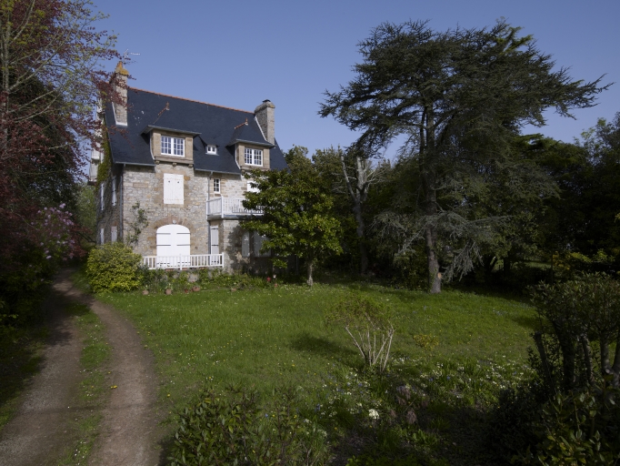 Maison de villégiature dite "Les Fuchsias", 10 rue Dugay-Trouin, Morgat (Crozon)
