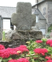 Les églises, chapelles, croix de chemin, cimetière, monuments aux morts et colonnes monumentales sur la commune de Saint-Cast-le-Guildo