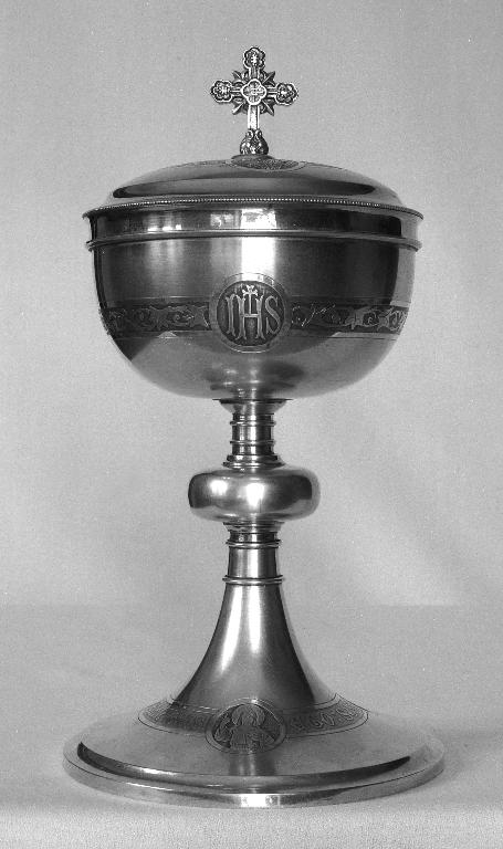 Ciboire 2, église paroissiale Saint-Gentien (Pluherlin)